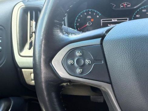 Used 2018 Chevrolet Colorado Z71 w/ Centennial Edition AWD/4WD image 12