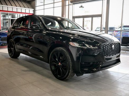 Used 2023 Jaguar F-PACE S image 3
