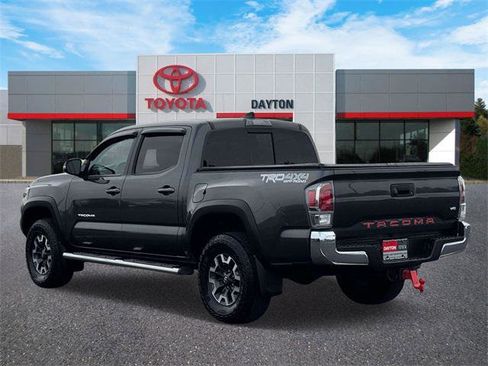 Certified 2022 Toyota Tacoma TRD Off-Road image 4