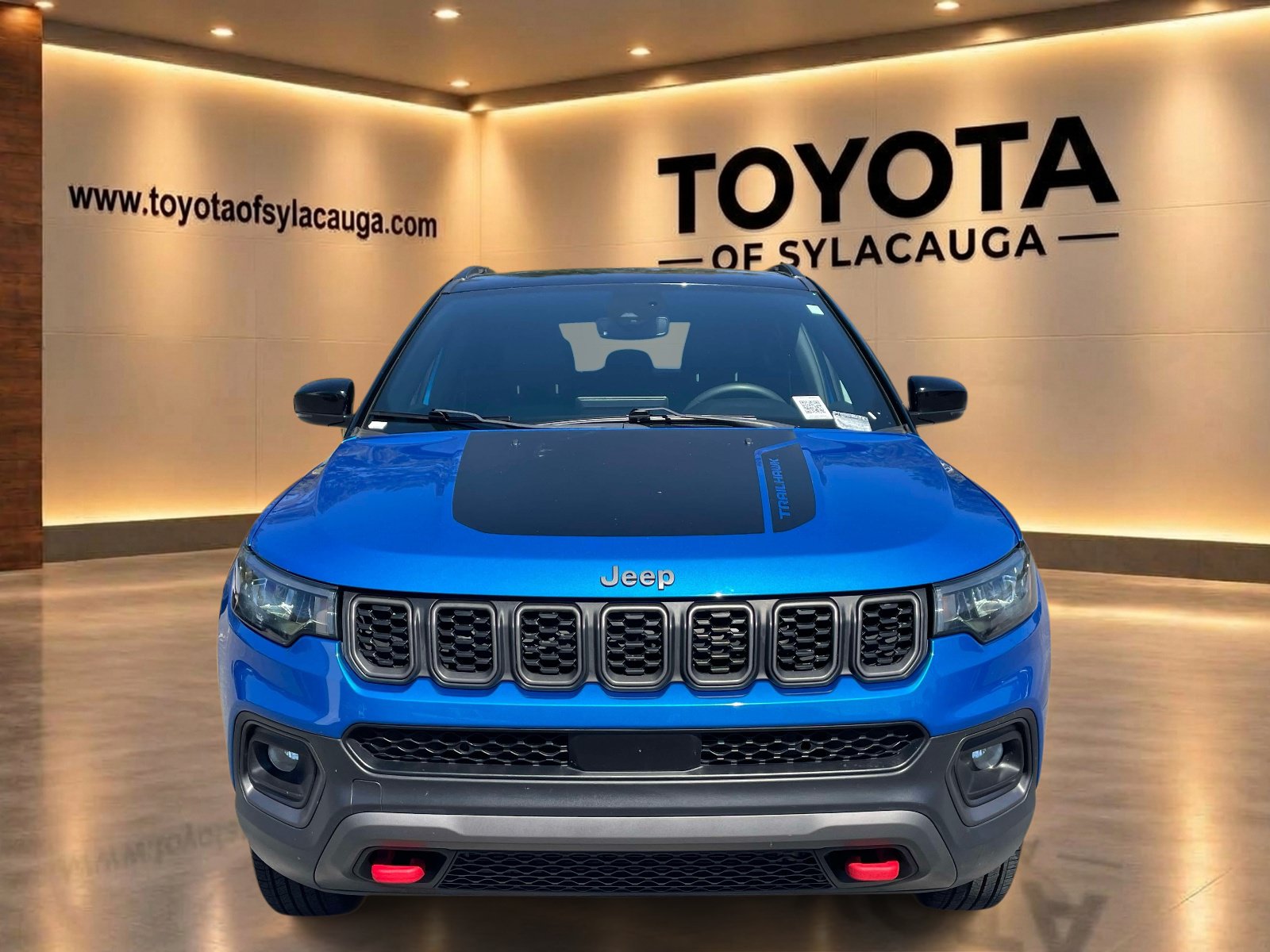 Used 2024 Jeep Compass Trailhawk AWD/4WD image 6