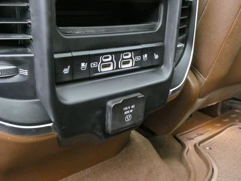 Used 2023 RAM 1500 Limited image 23