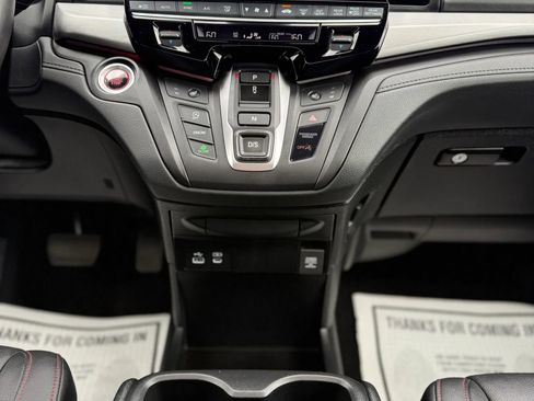 Used 2025 Honda Odyssey Sport-L image 24