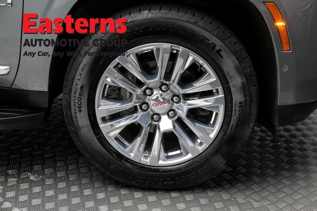 Used 2025 GMC Yukon Denali AWD/4WD image 37