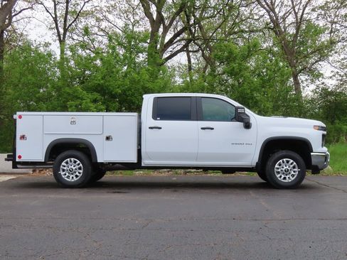 New 2025 Chevrolet Silverado 2500 W/T w/ WT Convenience Package image 2