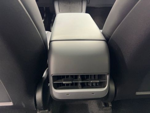 Used 2023 Tesla Model Y Long Range image 68