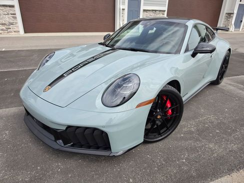 Used 2025 Porsche 911 Carrera 4 GTS AWD/4WD image 91
