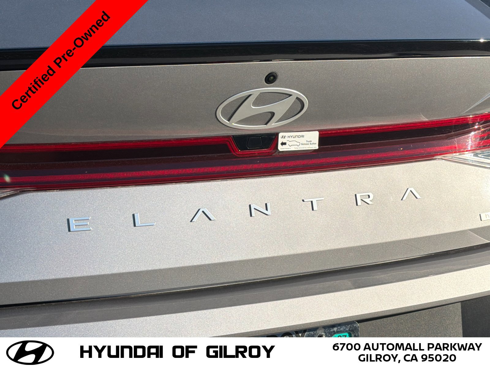 Certified 2025 Hyundai Elantra SEL FWD image 29