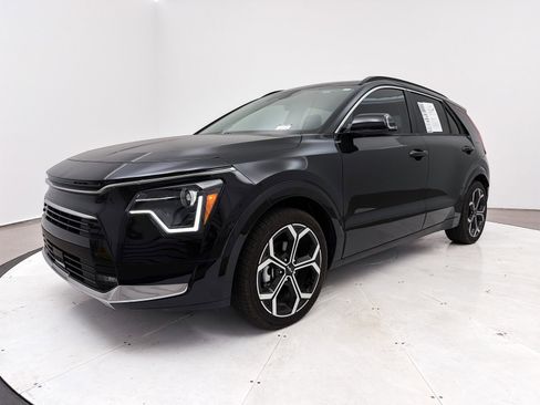 Certified 2024 Kia Niro EX Touring image 13
