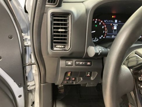 Used 2023 Nissan Frontier PRO-4X w/ Pro Convenience Package image 14