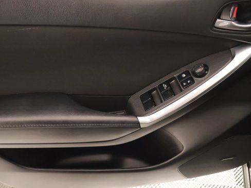 Used 2016 MAZDA CX-5 Touring w/ Bose/Moonroof Package FWD image 16