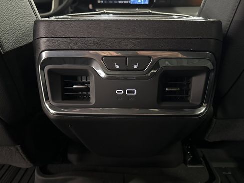 New 2025 GMC Sierra 3500 Denali w/ Denali Reserve Package image 42