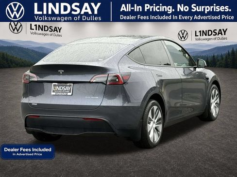 Used 2023 Tesla Model Y Long Range AWD/4WD image 7