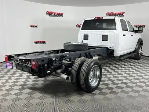 New 2026 RAM 5500 Tradesman AWD/4WD image 3