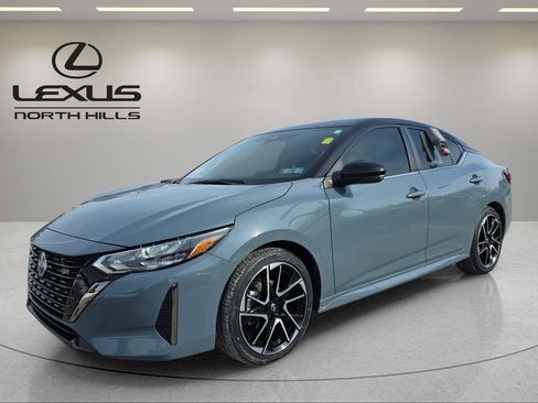 Used 2024 Nissan Sentra SR image 1