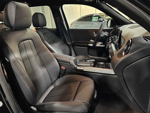 New 2026 Mercedes-Benz GLB 250 4MATIC image 12