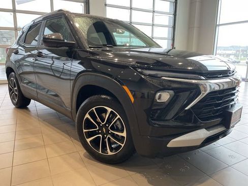 Used 2025 Chevrolet TrailBlazer LT FWD image 10