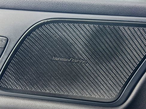 Used 2019 Volvo S60 T5 Inscription image 22