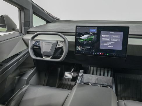 Used 2024 Tesla Cybertruck Cyberbeast AWD/4WD image 25