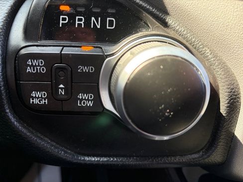 Used 2022 RAM 1500 Big Horn AWD/4WD image 11