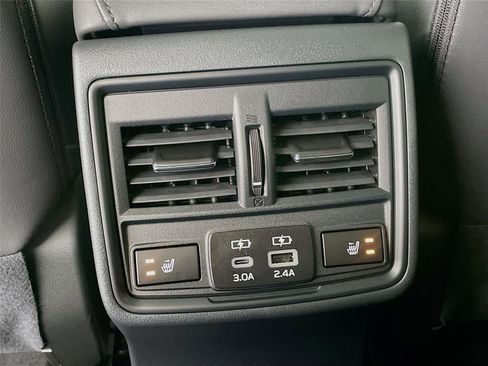 New 2026 Subaru Outback Limited image 18