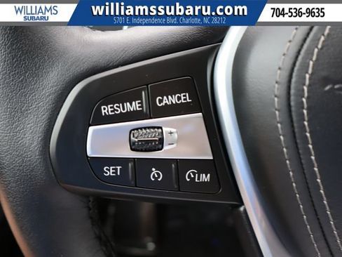 Used 2022 BMW X5 xDrive40i w/ Parking Assistance Package AWD/4WD image 22