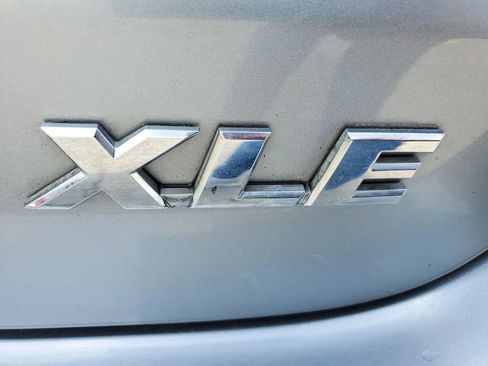 Used 2016 Toyota Highlander XLE image 8