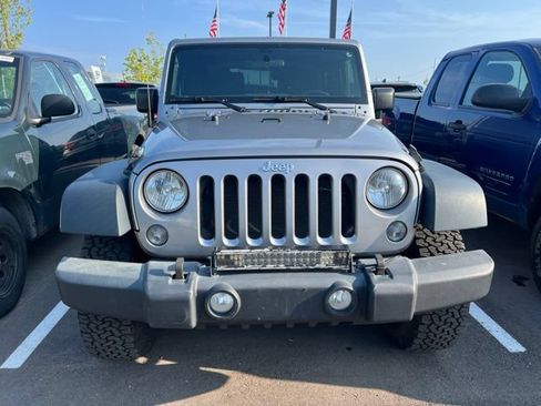 Used 2016 Jeep Wrangler Sport w/ Mopar Black Appearance Group AWD/4WD image 2
