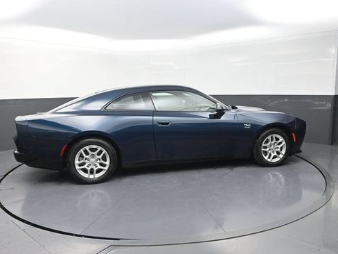 Used 2025 Dodge Charger Daytona R/T w/ Sun & Sound Package AWD/4WD image 11