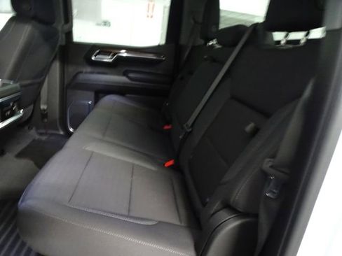 Used 2024 GMC Sierra 1500 Elevation image 4