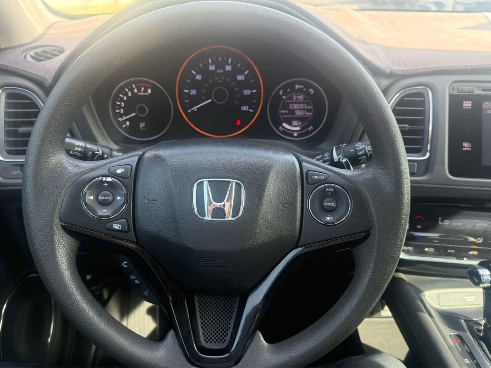 Used 2017 Honda HR-V EX image 11