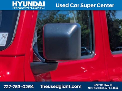 Used 2022 Jeep Wrangler Unlimited Sport image 11