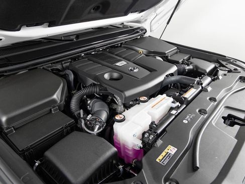 Used 2025 Lexus GX 550 image 41