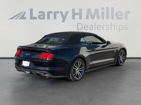 Used 2017 Ford Mustang GT Premium image 5