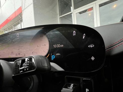 Used 2024 Porsche Taycan GTS image 16