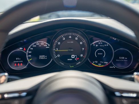 Certified 2023 Porsche Panamera 4 AWD/4WD image 16