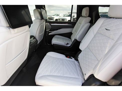 New 2026 Cadillac Escalade ESV Platinum Sport w/ LPO, Floor Liner Package image 7