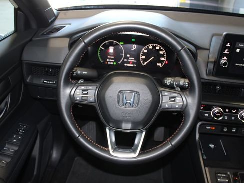 Used 2026 Honda CR-V Sport image 11