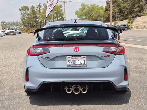 Used 2025 Honda Civic Type R image 4