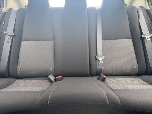 Used 2025 Nissan Sentra SV FWD image 36