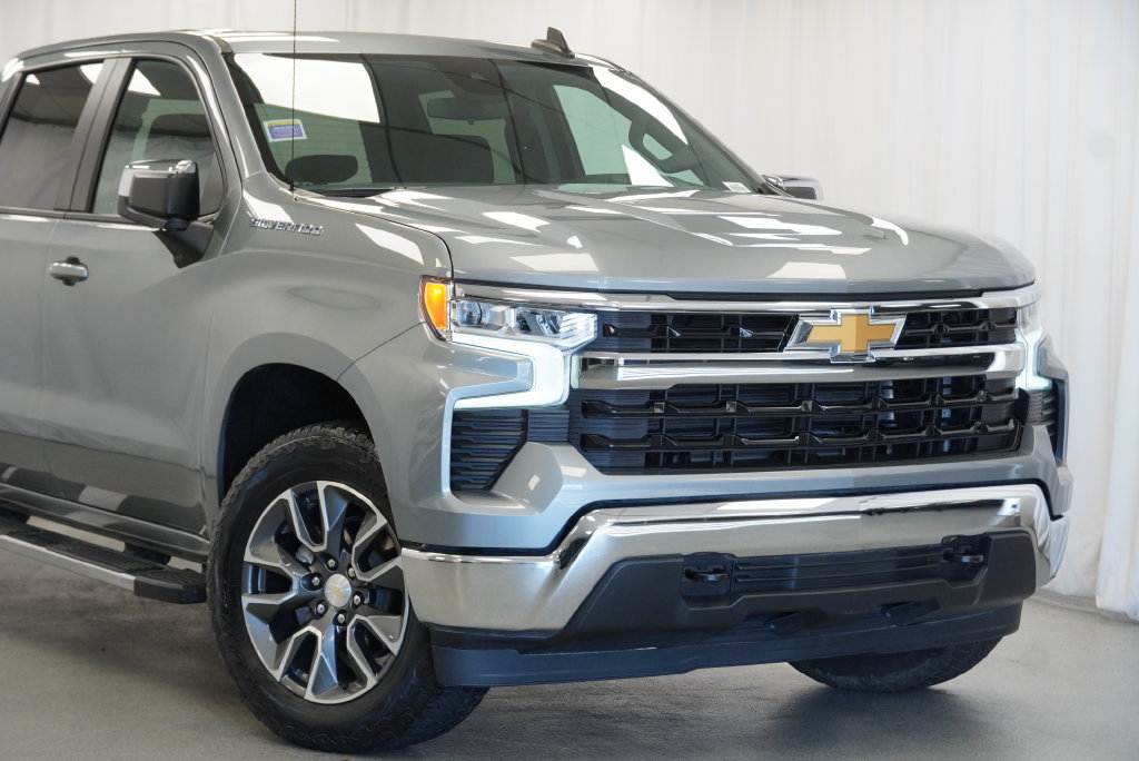 Certified 2023 Chevrolet Silverado 1500 LT AWD/4WD image 8