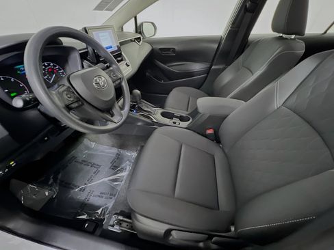 Used 2025 Toyota Corolla LE image 15