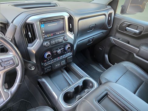 Used 2020 Chevrolet Silverado 1500 LTZ w/ LTZ Plus Package AWD/4WD image 30