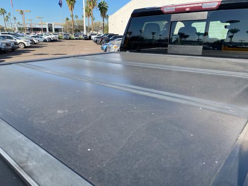 Used 2019 Chevrolet Silverado 1500 High Country w/ Technology Package image 32