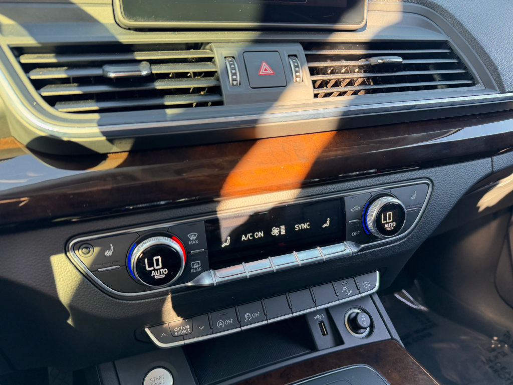 Used 2019 Audi Q5 2.0T Premium AWD/4WD image 14