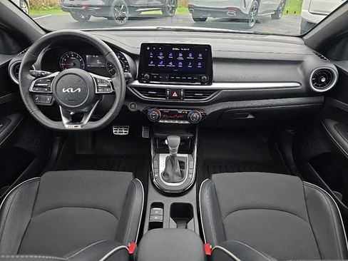 Used 2024 Kia Forte GT-Line w/ GT-Line Premium Package image 16