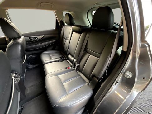 Used 2015 Nissan Rogue SL AWD/4WD image 22