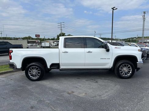 Used 2026 Chevrolet Silverado 2500 LTZ w/ LTZ Premium Package AWD/4WD image 2