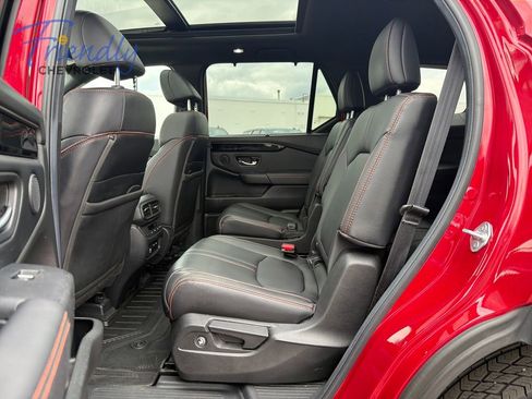 Used 2025 Honda Pilot TrailSport image 25