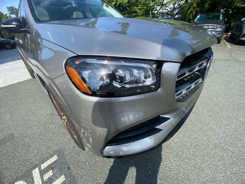 Used 2022 Mercedes-Benz GLS 450 4MATIC image 24