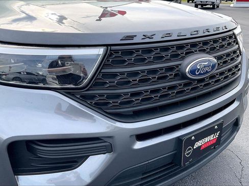 Used 2021 Ford Explorer 4WD w/ Class III Trailer Tow Package image 29